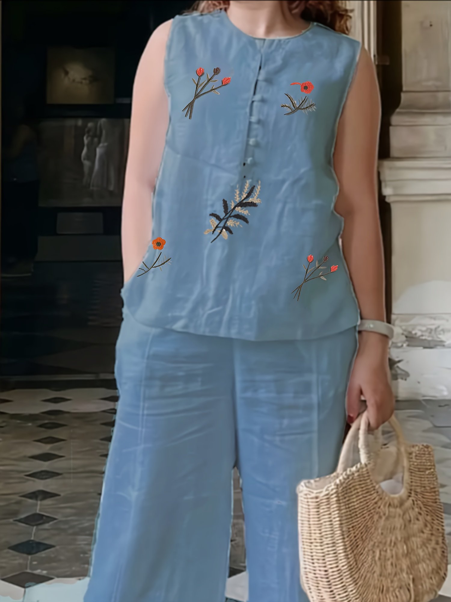 Chinese Style Embroidered Women's Set, Breathable Vest and Pants Outfit - Two-Piece Casual Elegant Ensemble